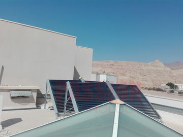 1000L-10000L Hotelowe ogrzewanie ciepłą wodą Bezciśnieniowy kolektor słoneczny Łazienkowy kolektor grzewczy