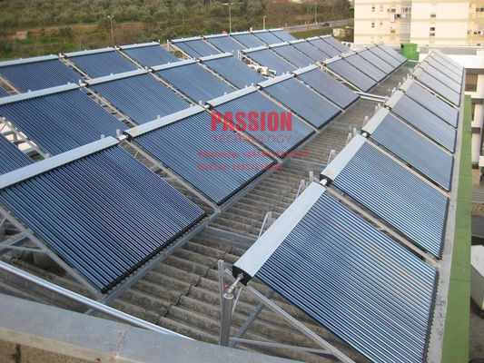 Ciśnieniowa rura cieplna Basen kolektora słonecznego Ogrzewanie wody słonecznej Centralny grzejnik słoneczny ze stopu aluminium Panele słoneczne
