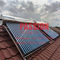 Nachylony dach Solarny podgrzewacz wody ze stali nierdzewnej 304 Ciśnienie słonecznego ogrzewania wody